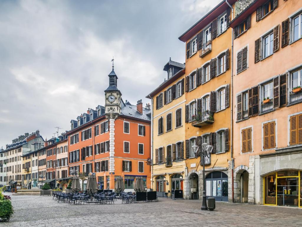 L'Ecrin De Chambery, Coeur De Centre Ville, Calme Et Espace Habitación foto